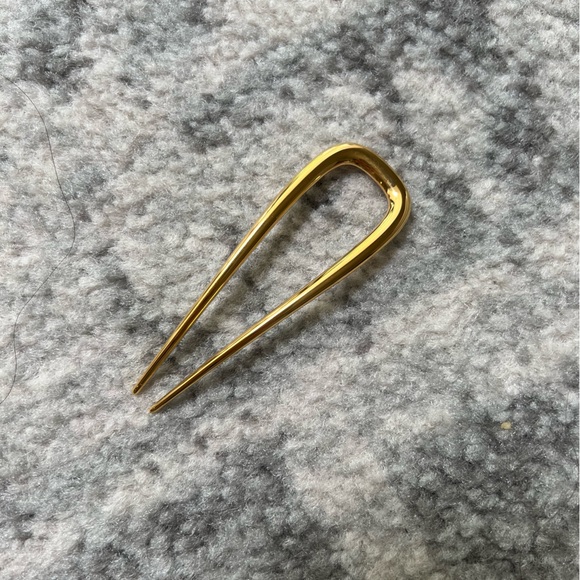 Deborah Pagani Small Gold Hair Pin - Picture 4 of 6